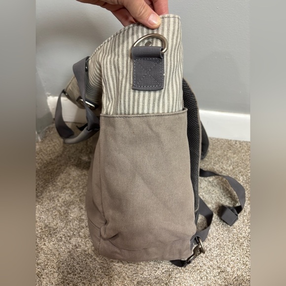ERGOBABY The Coffee Run Tote Backpack Baby Diaper Bag Grey Unisex - Picture 5 of 10